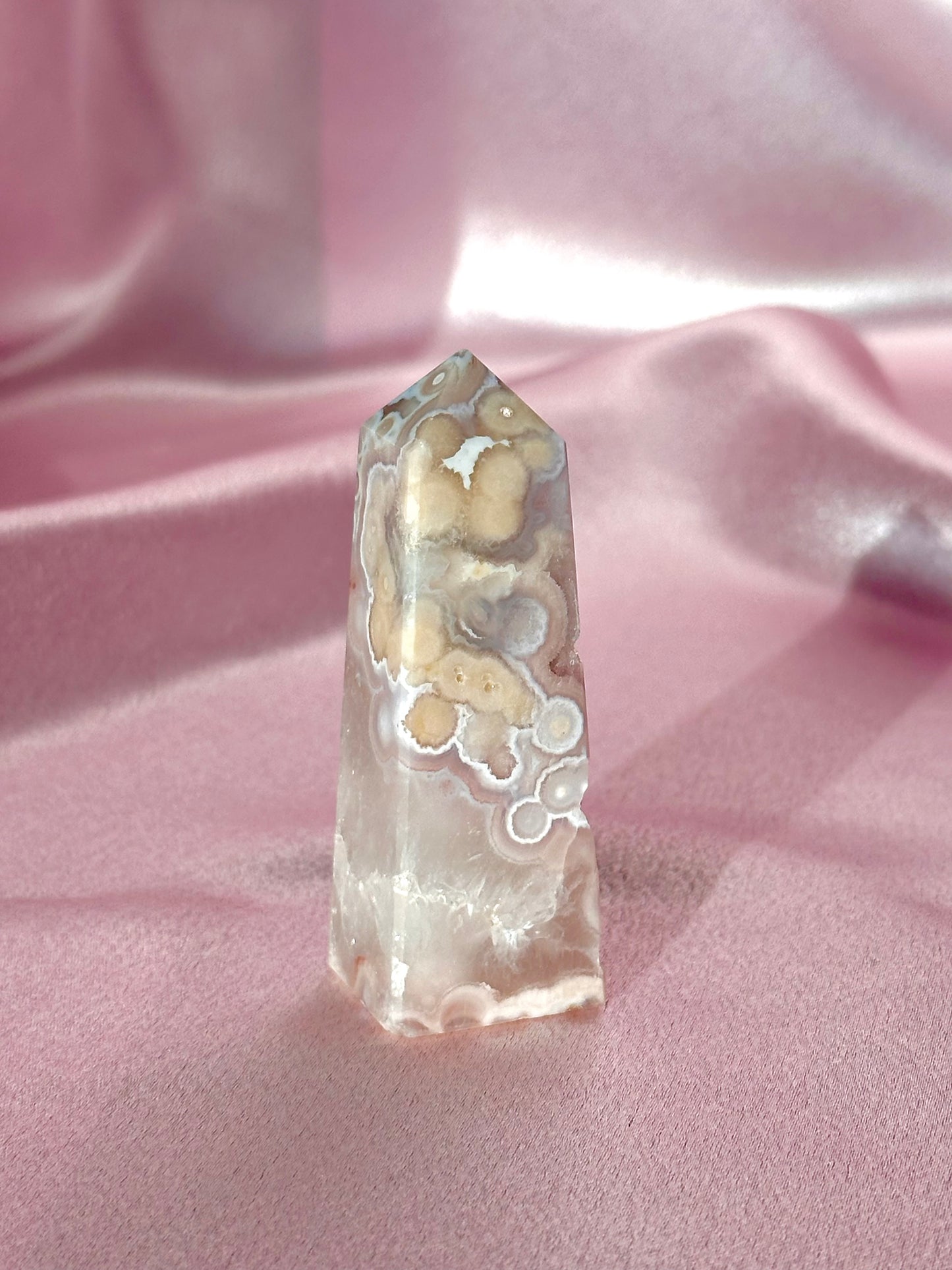 Flower agate tower (N)