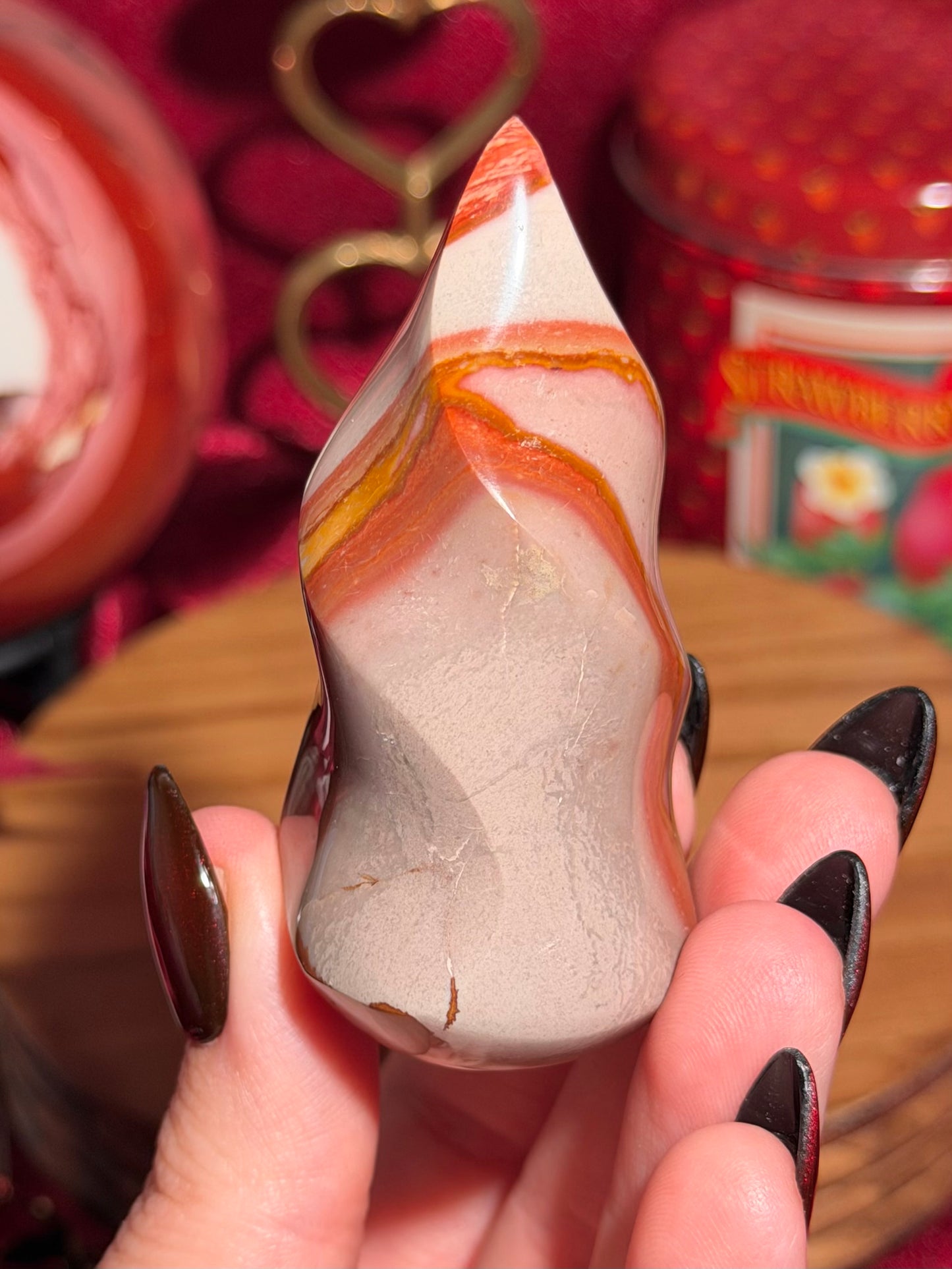 Polychrome jasper flame