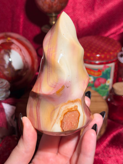 Polychrome jasper flame