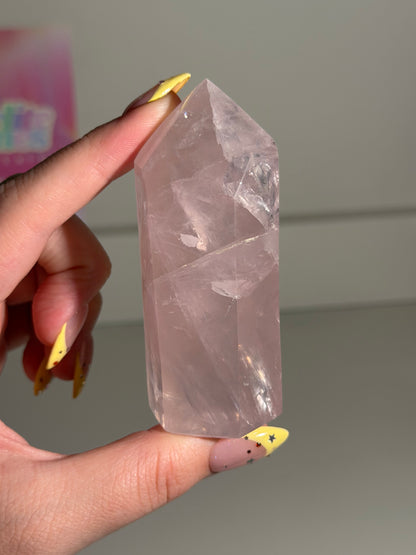 Rose Quartz Mini Tower (24A) ⟢