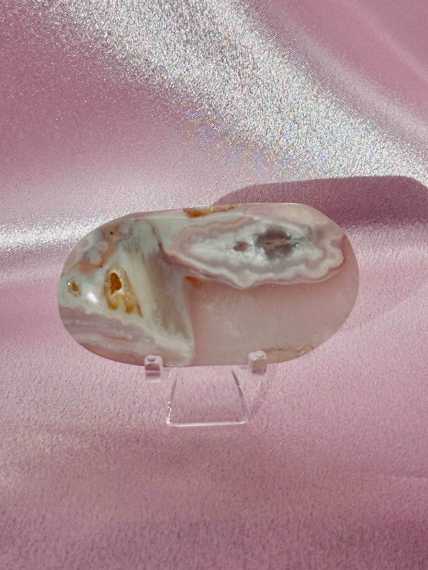 Flower agate palmstone