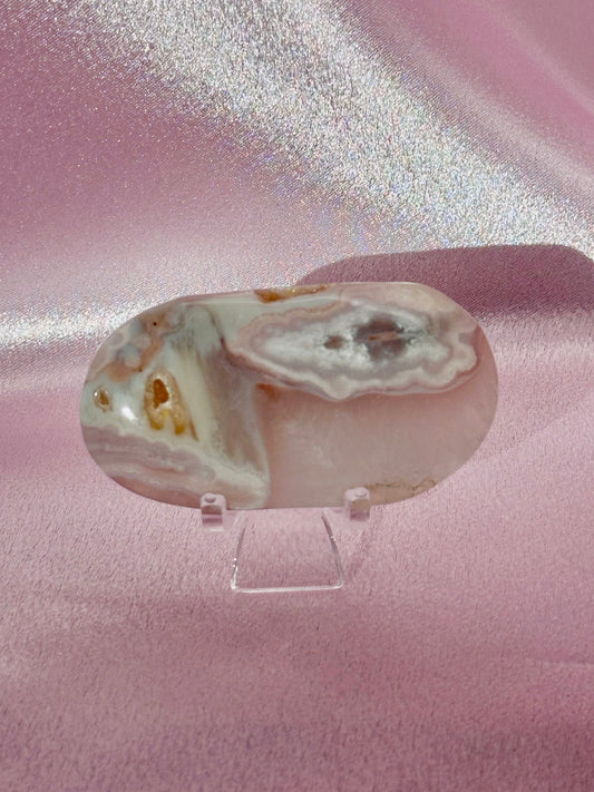 Flower agate palmstone