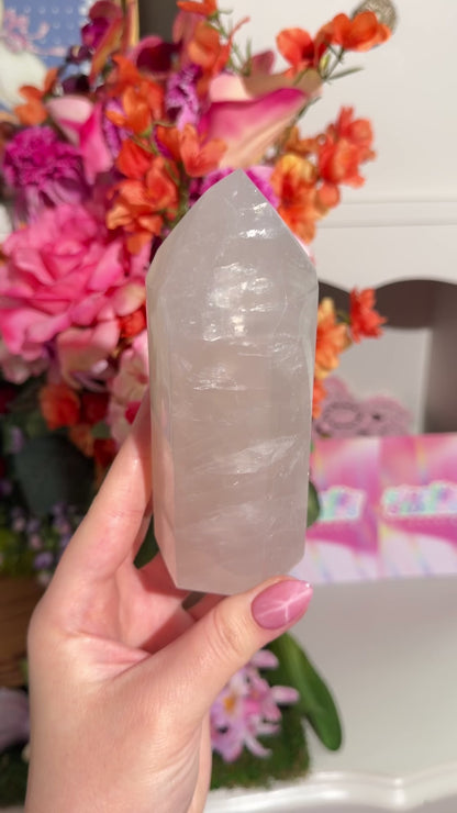 Gemmy Blue rose quartz tower