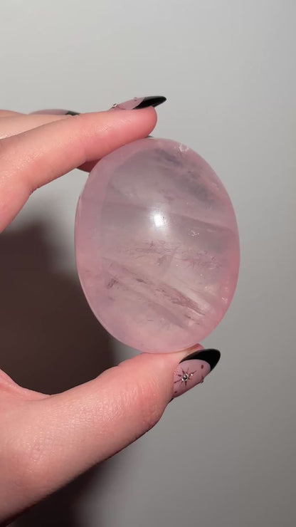 Gemmy star rose quartz palmstone (D)