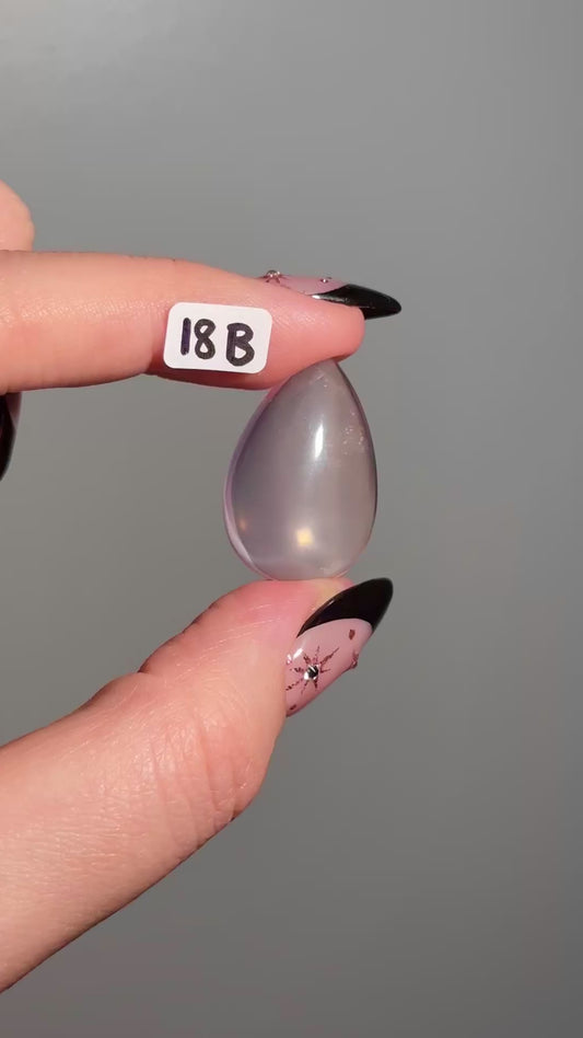 Star rose quartz tear drop carving (B)
