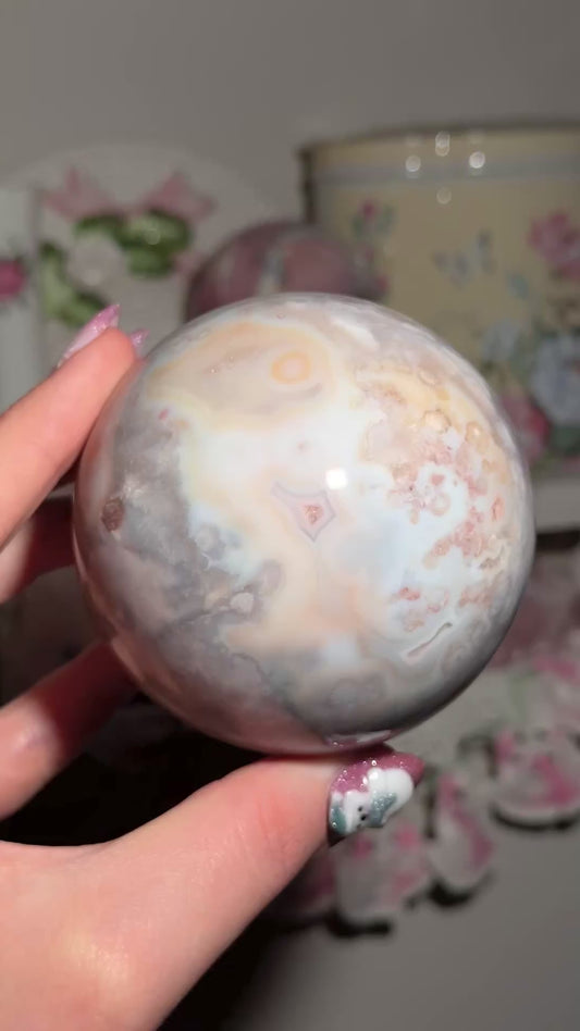 Statement flower agate sphere