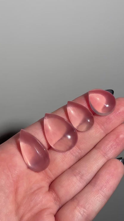 Star rose quartz tear drop carving (B)