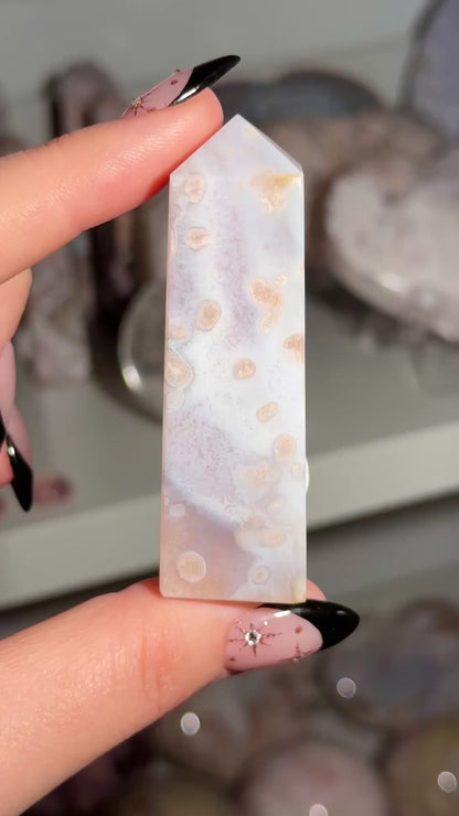 Flower agate tower (i)