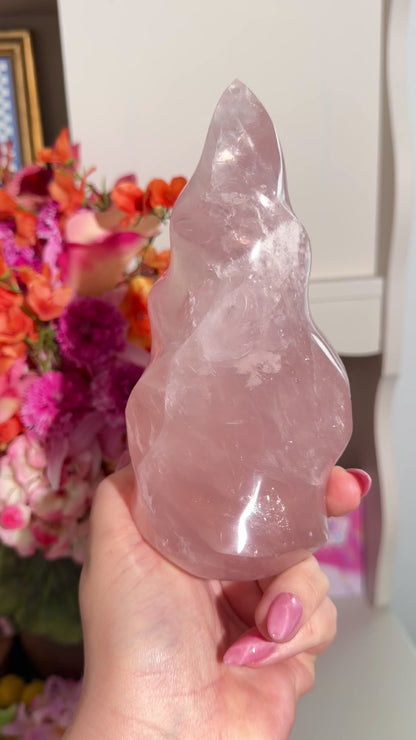 Statement gemmy star rose quartz flame