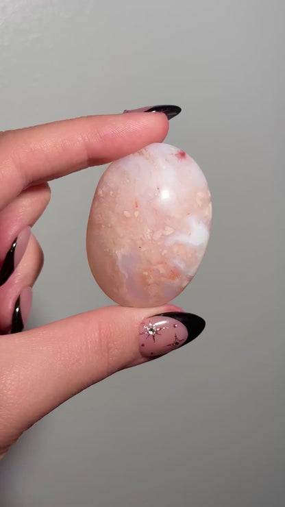 Carnelian x flower agate palmstone (B)